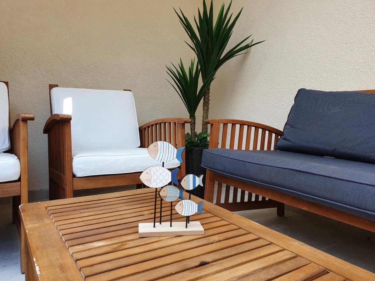 Dora Apartament *