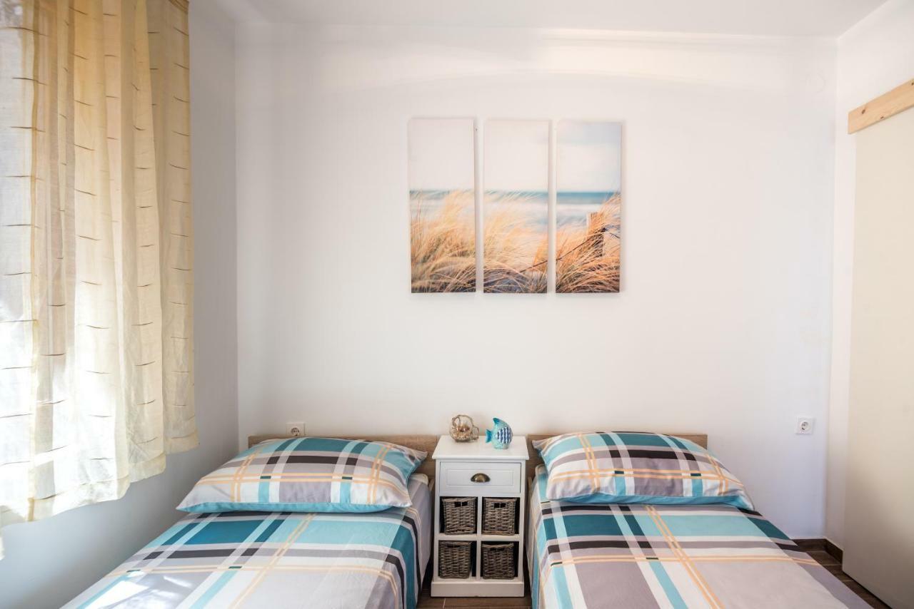 Dora Apartament Vantacici
