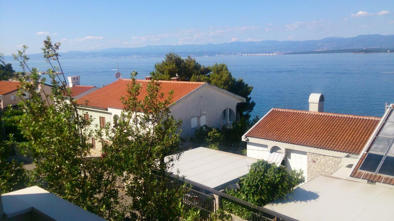 Dora Apartament *
