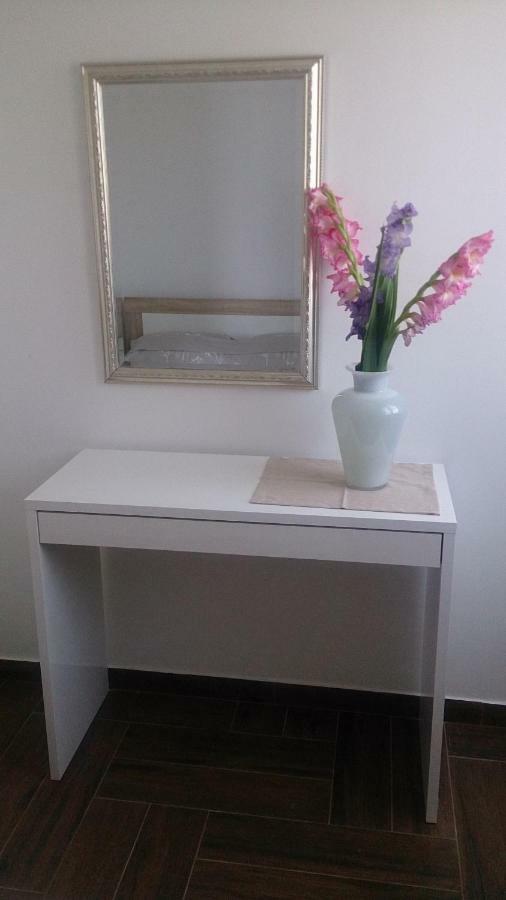 Apartament Dora